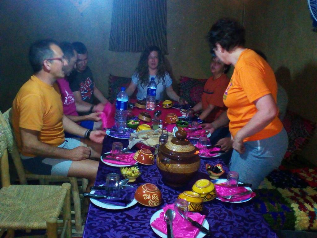 Riad Marhaba Merzane Buitenkant foto