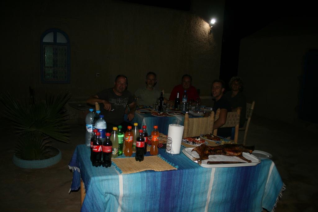 Riad Marhaba Merzane Buitenkant foto