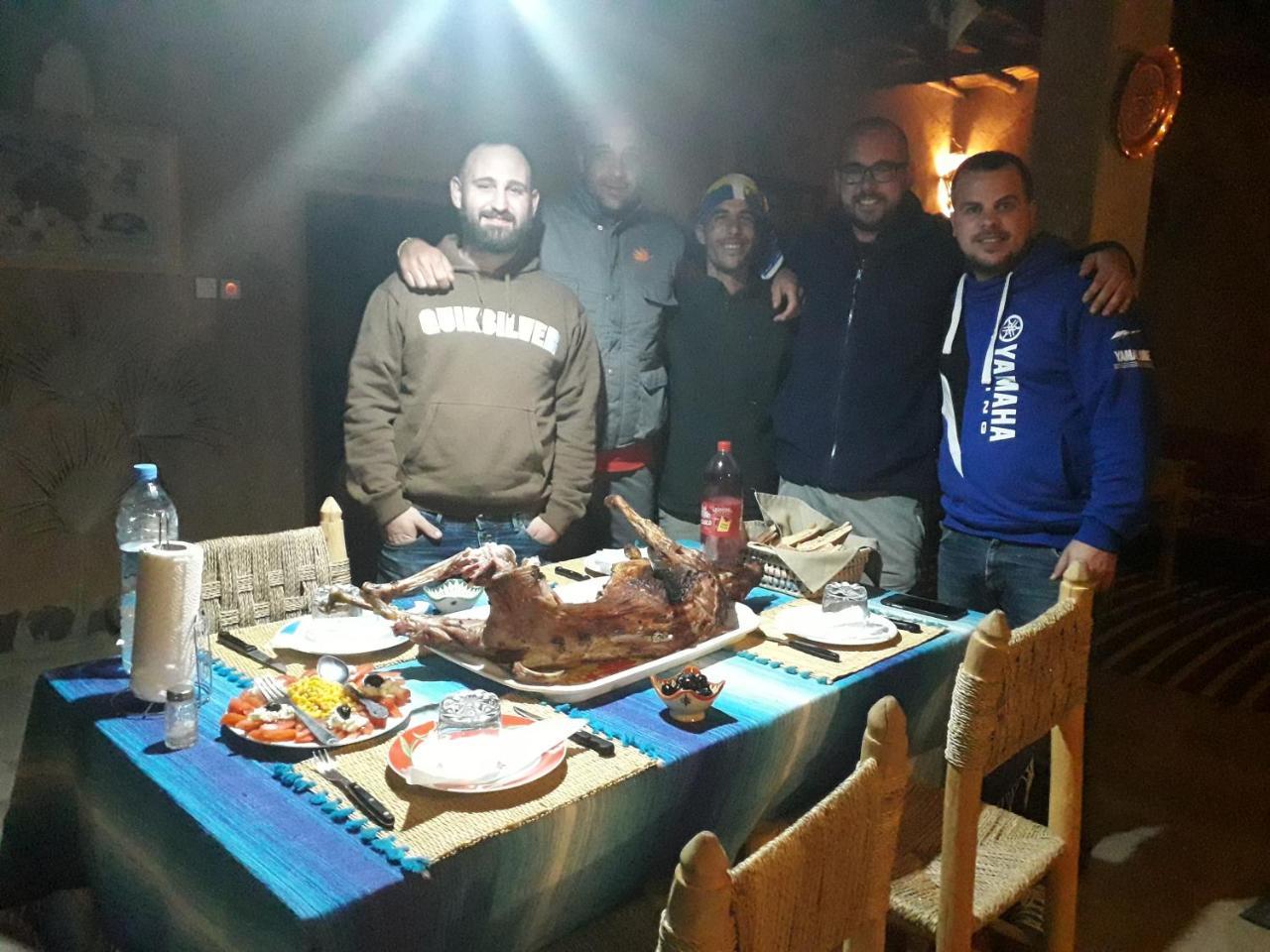 Riad Marhaba Merzane Buitenkant foto