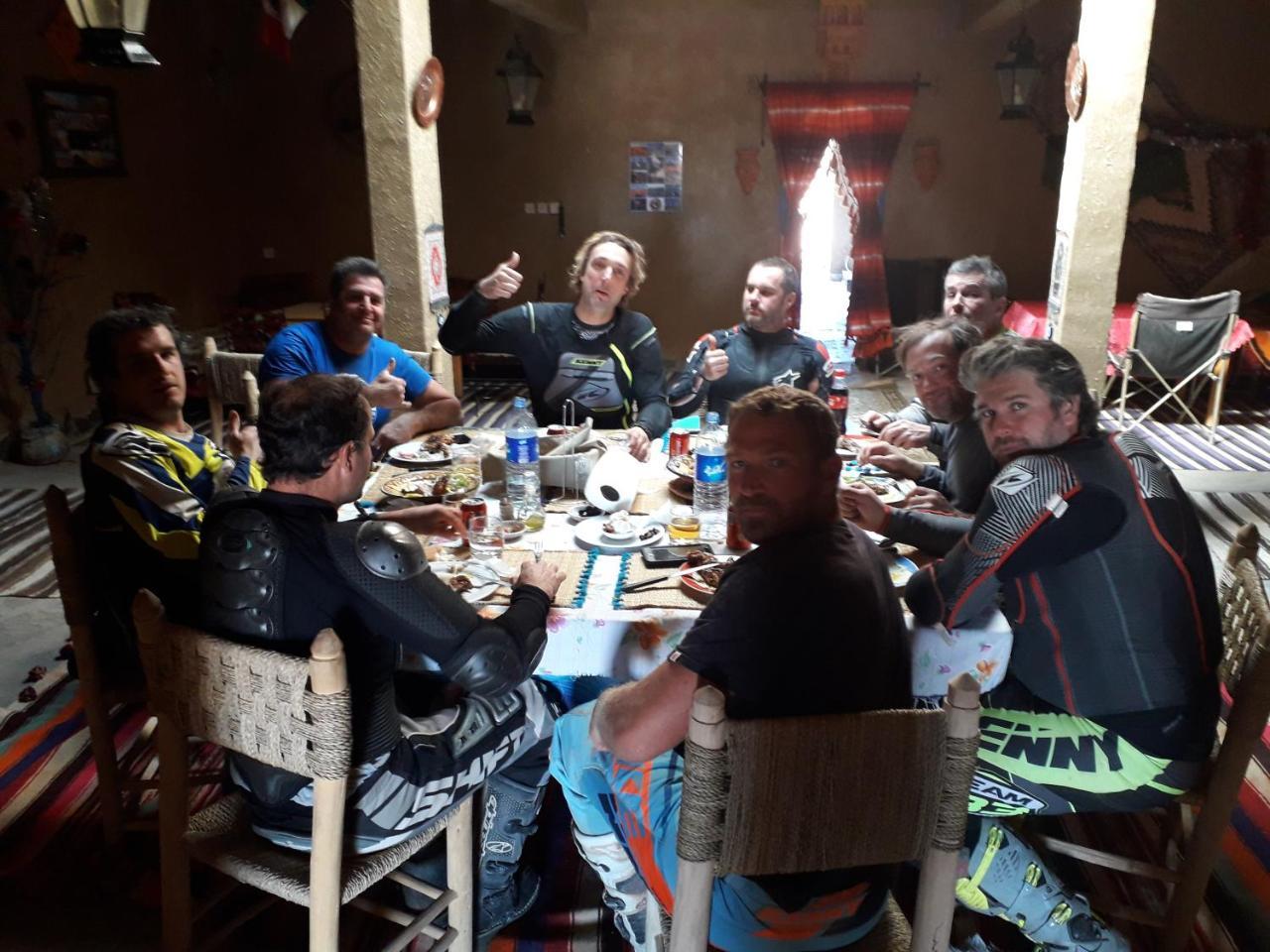 Riad Marhaba Merzane Buitenkant foto